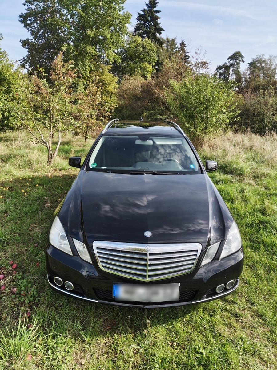 Mercedes-Benz E220 2011 — vehicle for AFU Ukraine