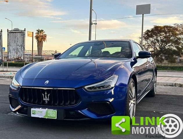 Maserati MASERATI Ghibli 330 CV MHEV Gransport