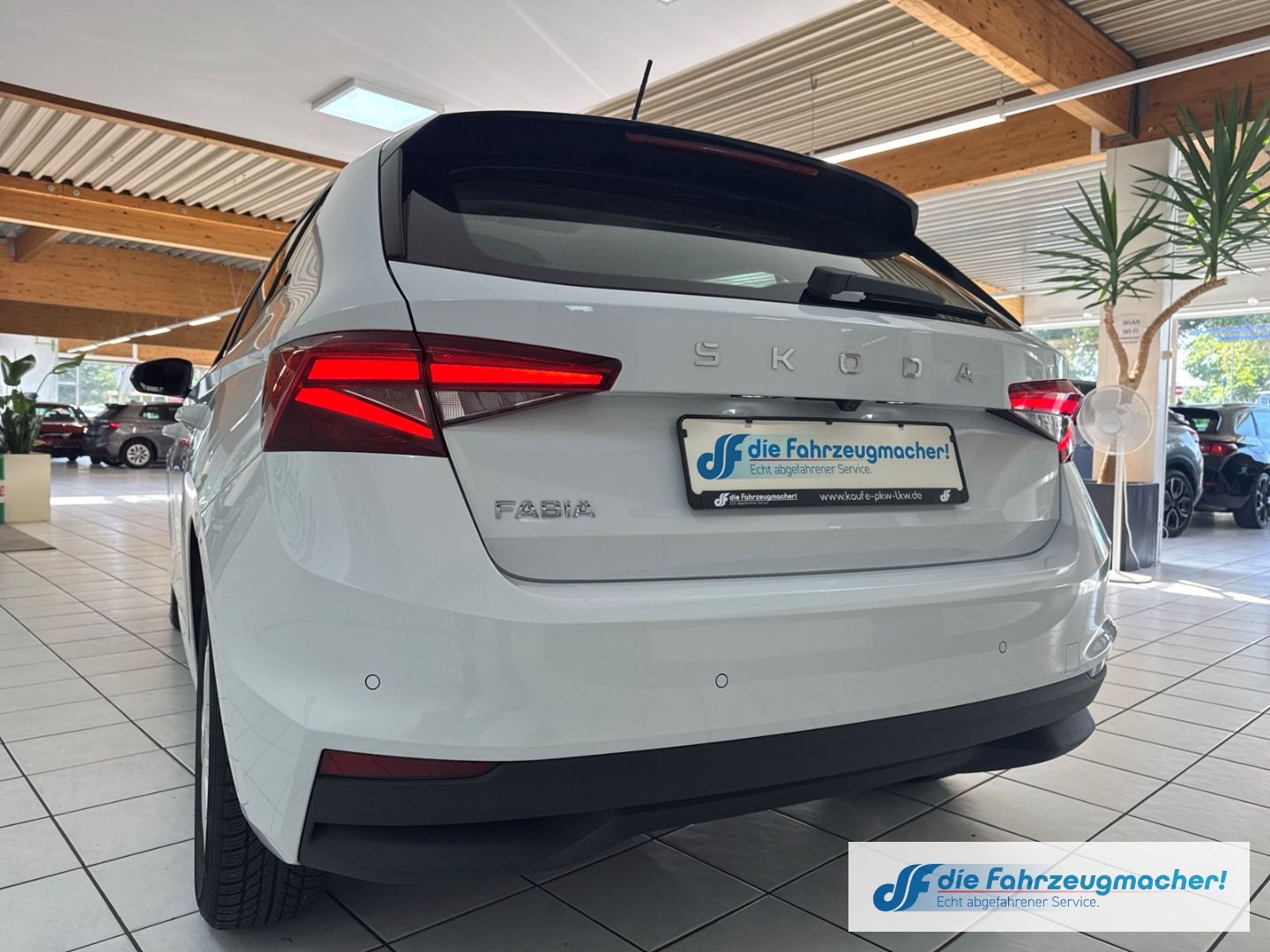 Fahrzeugabbildung SKODA Fabia Selection LED Sperrdiff. ACC Apple CarPlay
