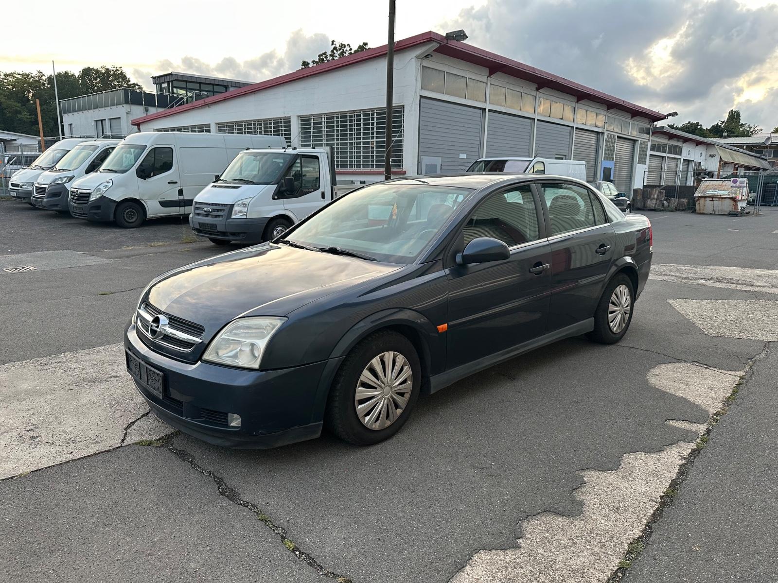 Opel Vectra 2.2 16V Elegance Automatik