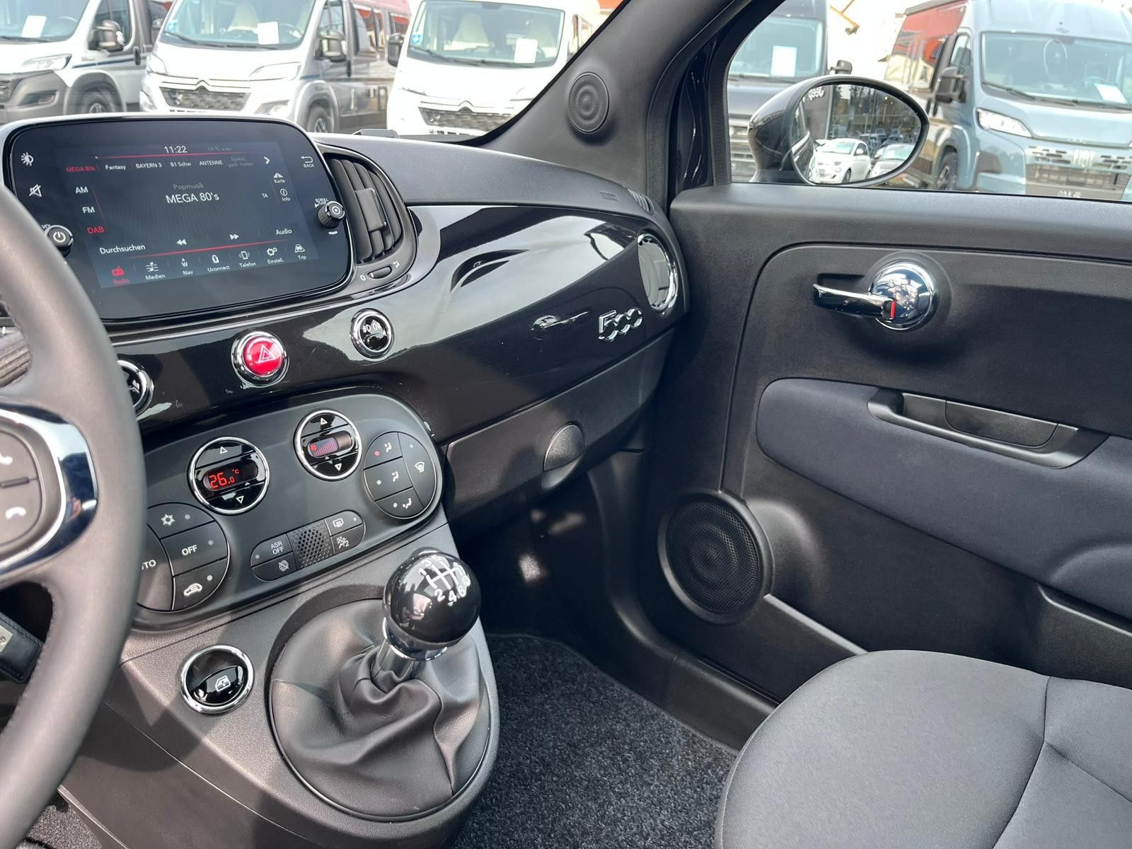 Fahrzeugabbildung Fiat 500 Dolcevita