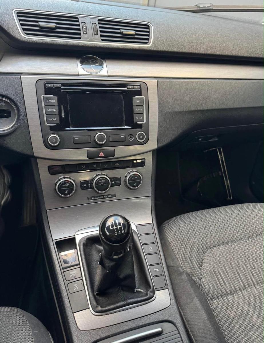 Volkswagen Passat 2014 — photo 6