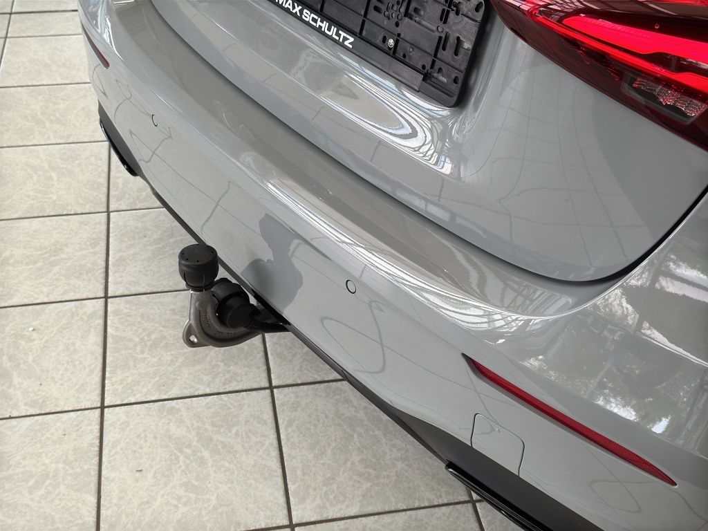 Fahrzeugabbildung Mercedes-Benz A 200 Kompaktlimousine AMG*Night*LED*SpH*PDC*RFK