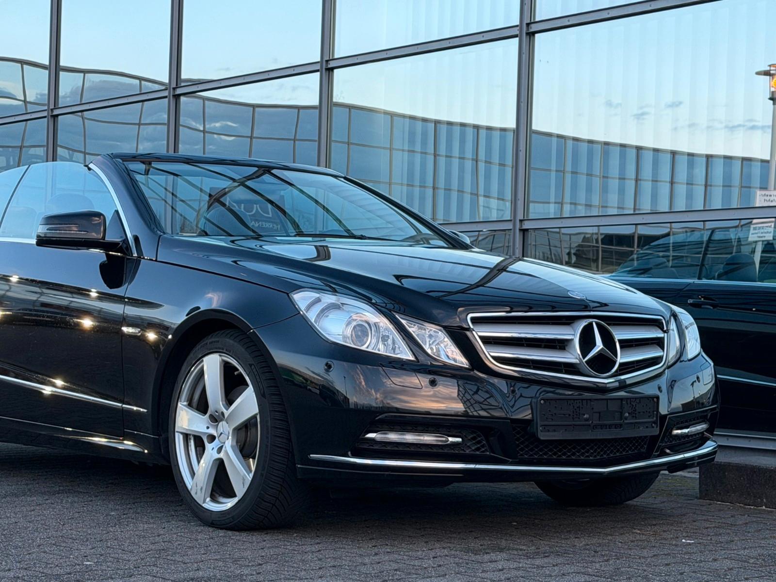 Mercedes-Benz Cabrio E 250 CGI BlueEfficiency Leder Navi AMG