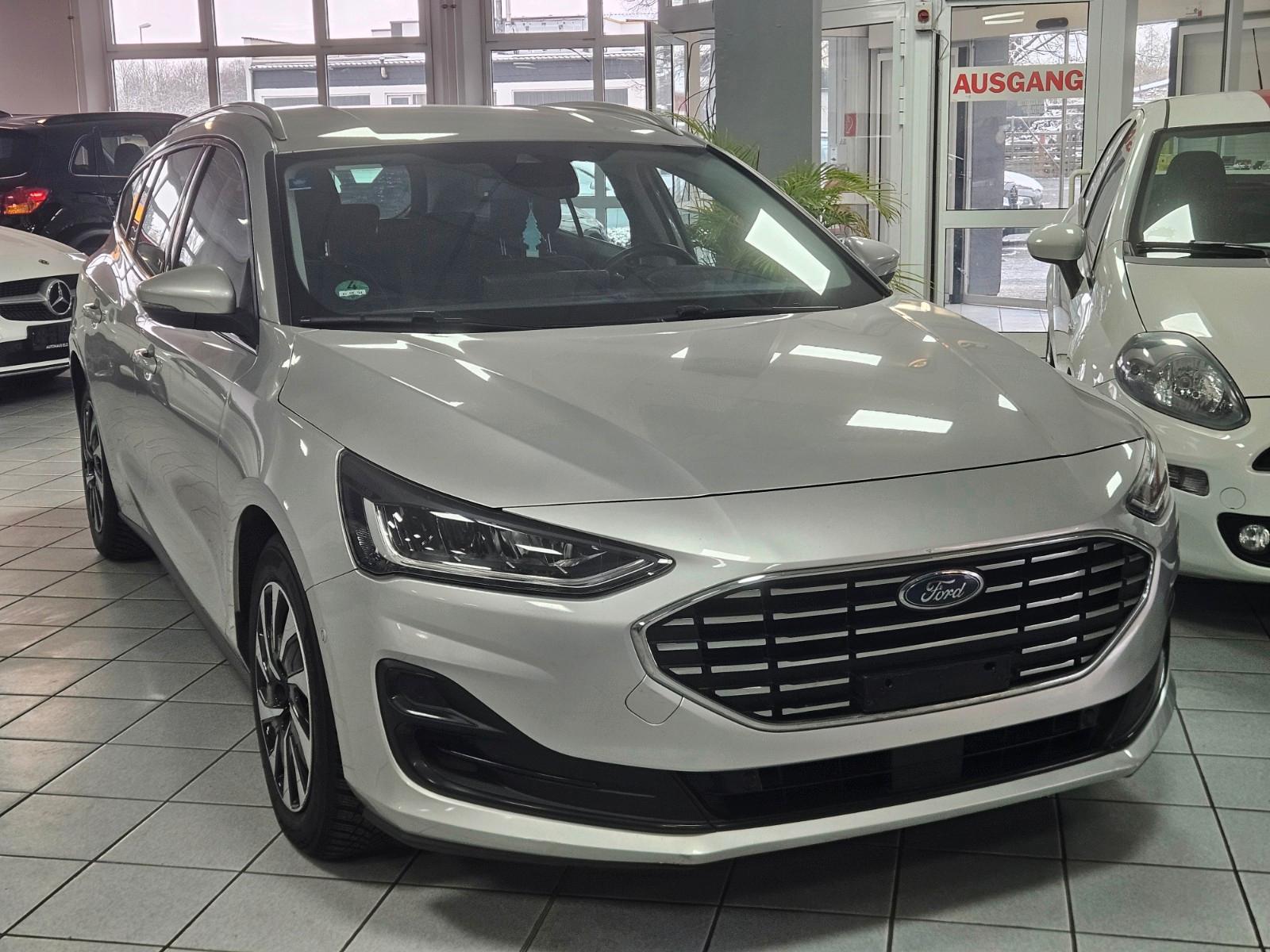 Ford Focus Turnier Titanium/Automatik Getriebe/TÜV NE