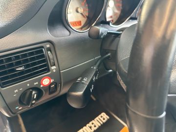 MYAUTOCENTER – Gebraucht- und Jahreswagen mit Werkstattservice in Pfaffenhofen Mercedes-Benz SLK 230 Kompressor ""1.HAND*KLIMA*LEDER*SZHZ*