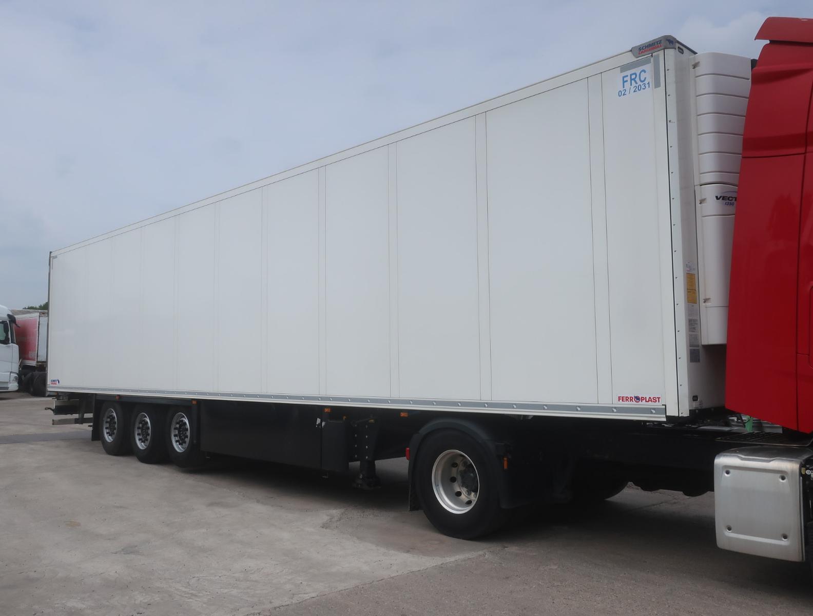 Schmitz Cargobull ca.87m³ FP60 Doppelstock Carrier Palettenkasten