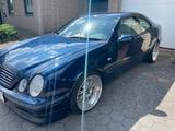 Mercedes-Benz CLK 320  Liebhaber Fahrzeug - gebrauchte Mercedes-Benz CLK 320 aus dem Jahr 1999