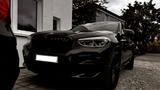 BMW X4 M  - schwarze BMW X4 M