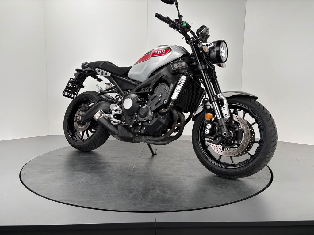 Fahrzeugabbildung Yamaha XSR 900 *TOP-ZUSTAND *SERVICE NEU