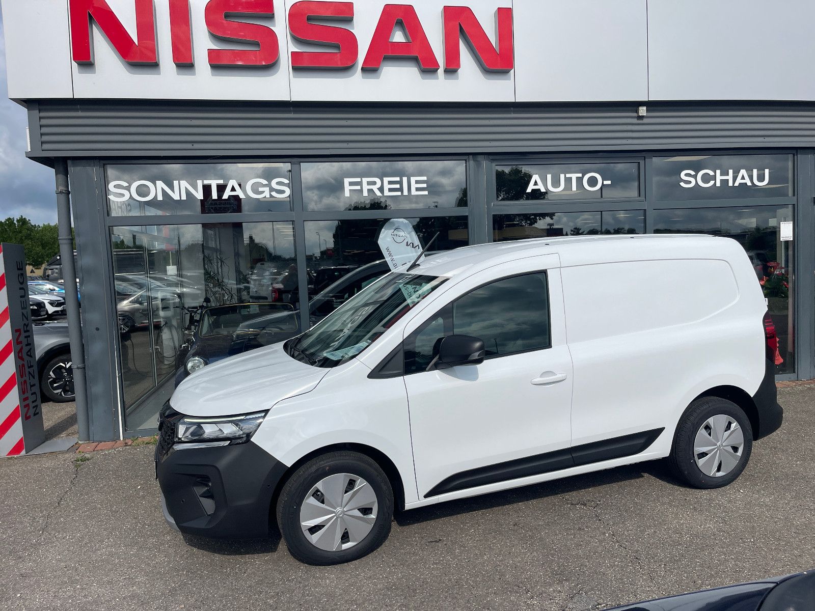 Nissan Townstar Kasten  2,2t N-Connecta EV 3 Sitzer AHK