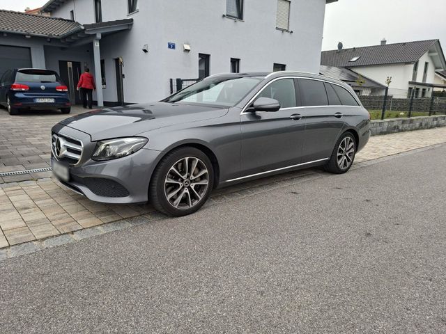 MERCEDES-BENZ Mercedes E350d, 4Matic, 9G-Tronic, 2.Hand