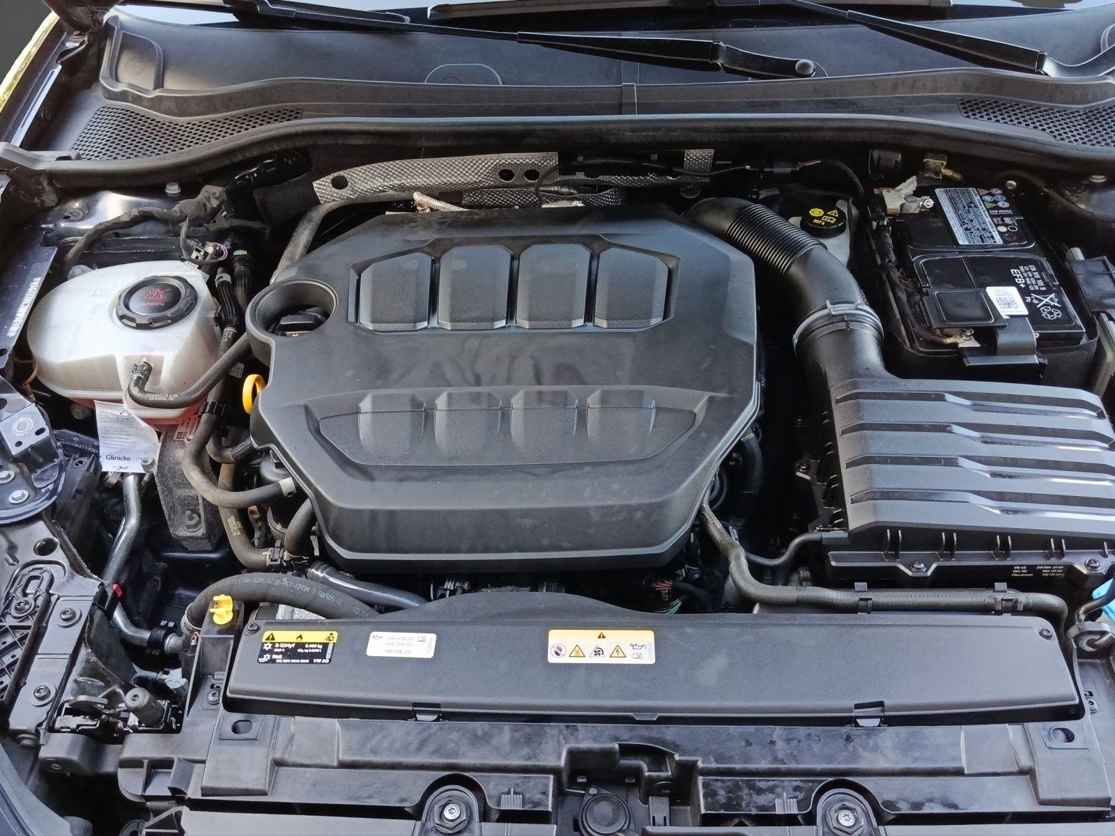 Cupra Leon 2.0 TSI LED LM 19" Navi PDC+RFK ACC Beats