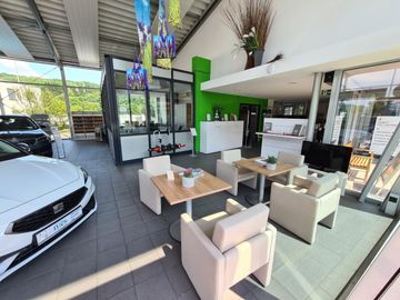 Fahrzeugabbildung Volkswagen T-Cross Life Limited 1.0 TSI AHK Klima