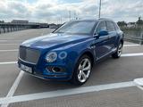 Bentley Bentayga 4.0 | Bentley-Scheck/Inspektion NEU - blaue Bentley Bentayga