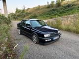 Volkswagen Vento VR6 Turbo - Volkswagen Vento Limousine Vr6 mit Benzin-Antrieb