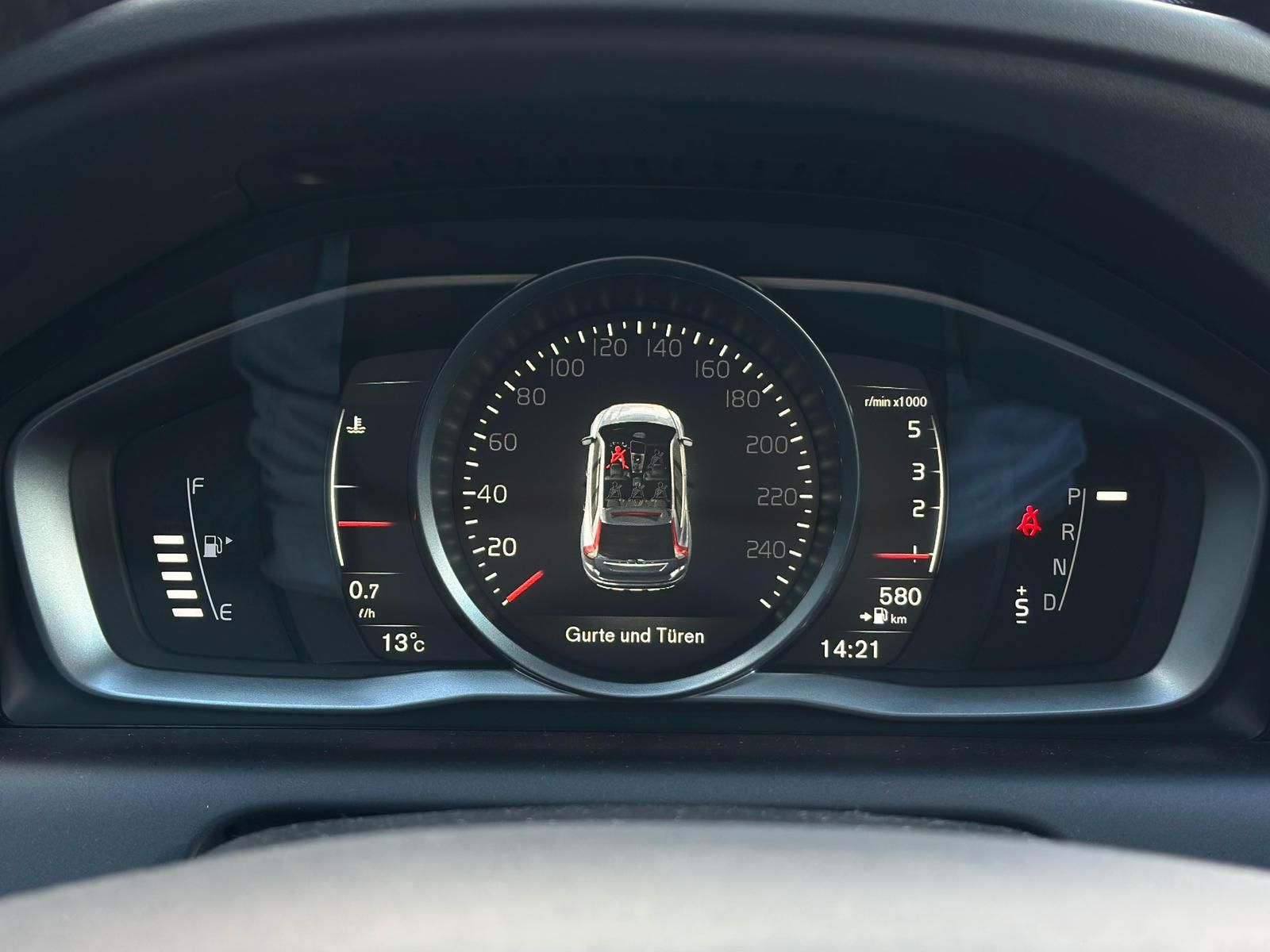 VOLVO XC60 2.0 D3 MOMENTUM XENON#FH#NAVI#PDC#VIRTUAL - Image 12