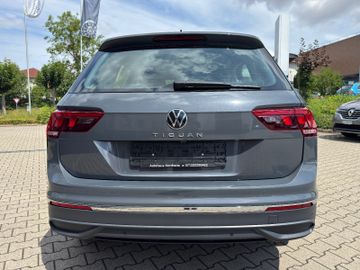 Volkswagen Tiguan - 12
