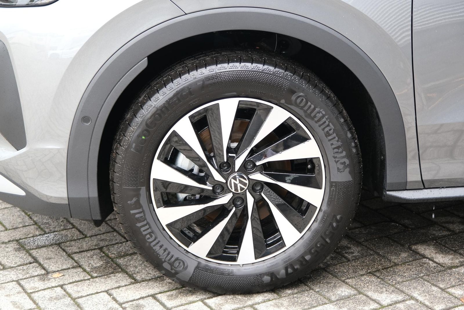 Volkswagen T-Roc 1.5 eTSI Life DSG AHK ACC LED App-Navi ... imagem 3