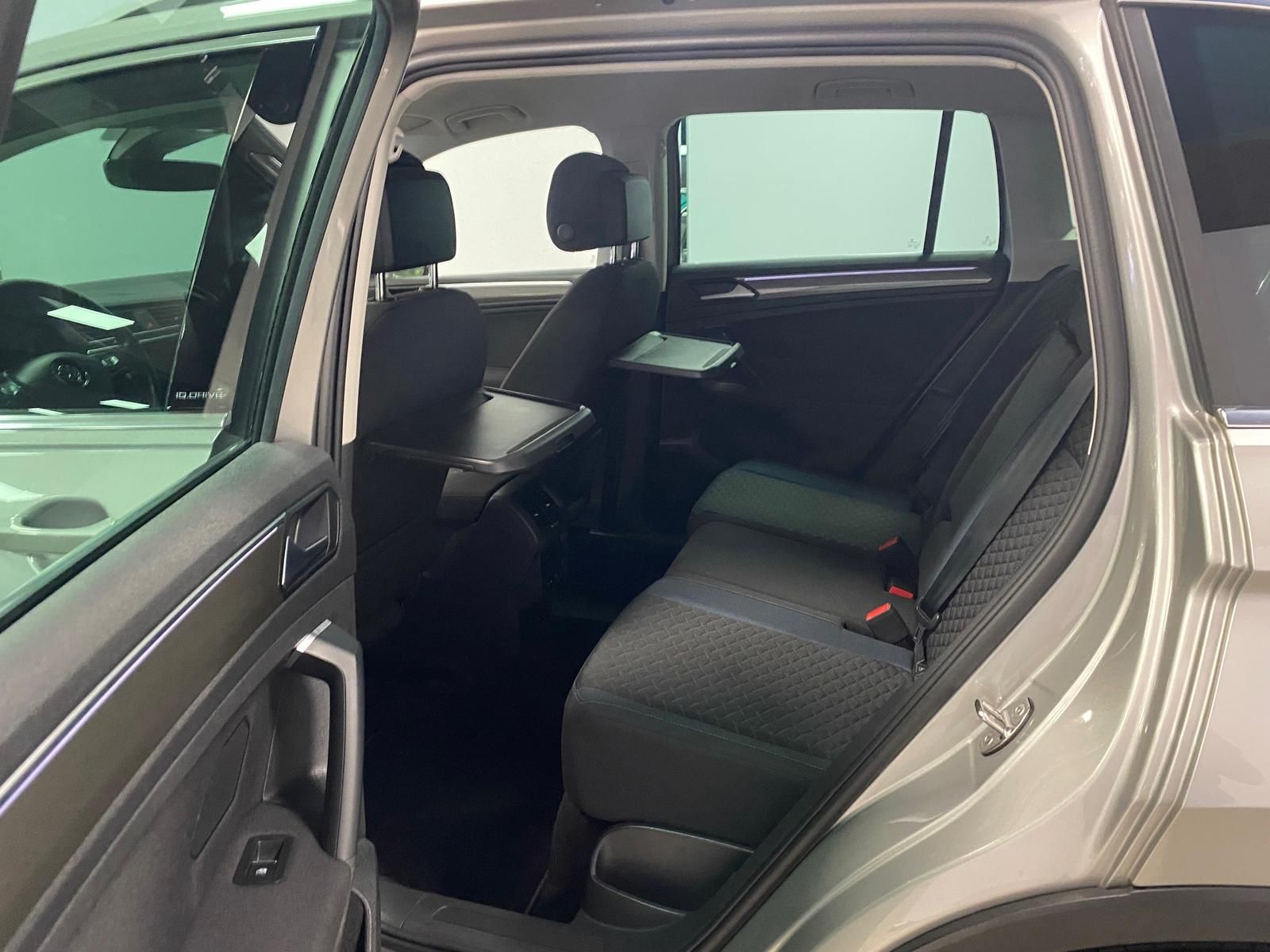 Fahrzeugabbildung Volkswagen Tiguan Comfortline Android Auto+APP+NAVI+ACC+PDC