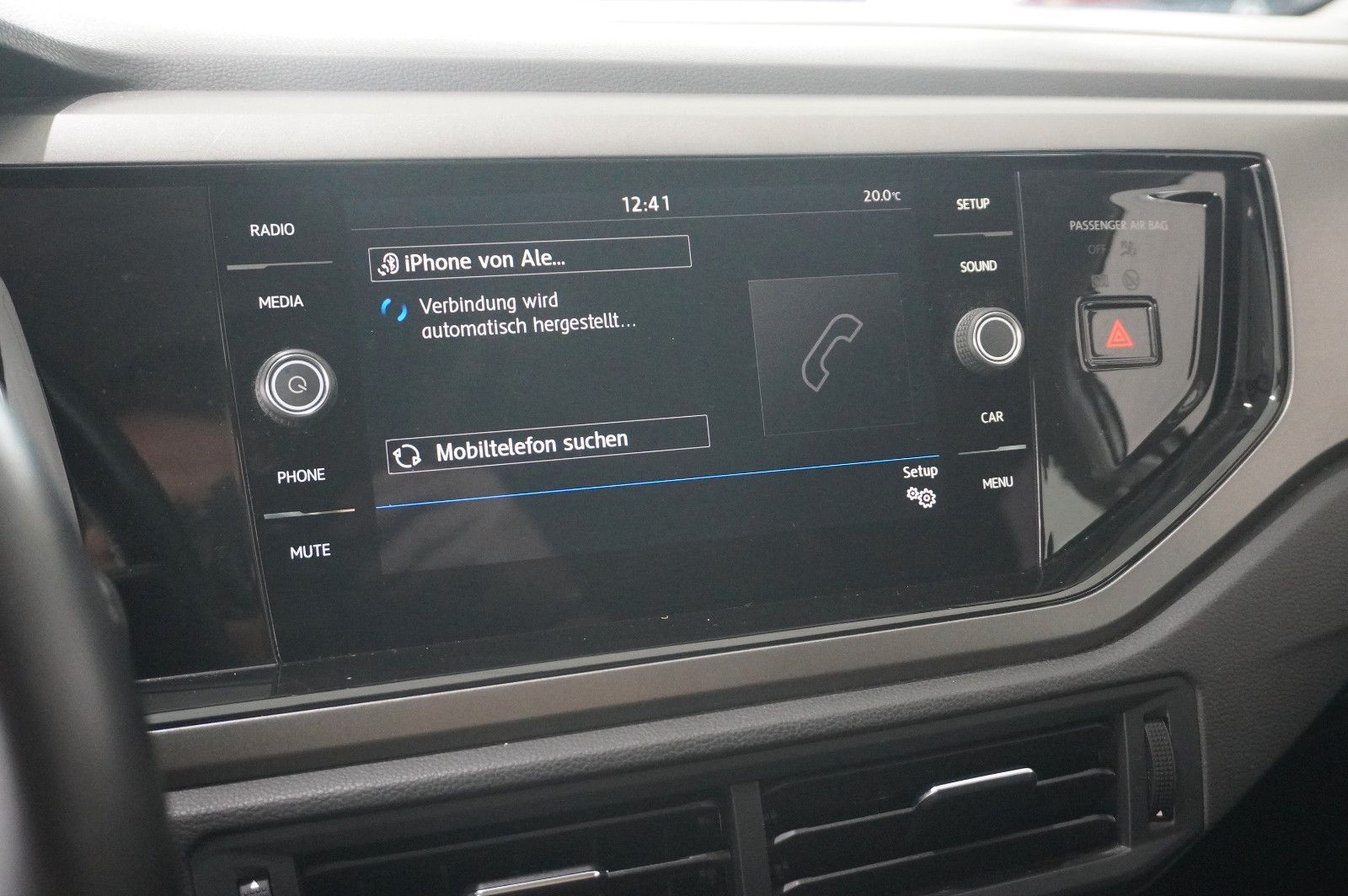 Fahrzeugabbildung Volkswagen Polo VI 1.0 TSI COMFORTLINE LED/KLIMA/SHZ/USB