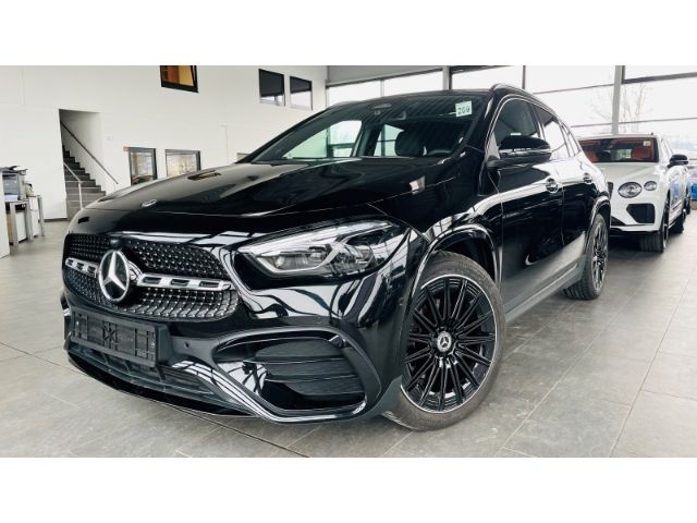 Mercedes-Benz GLA 220 4M AMG Pano AHK Multibeam Kamera ACC Key