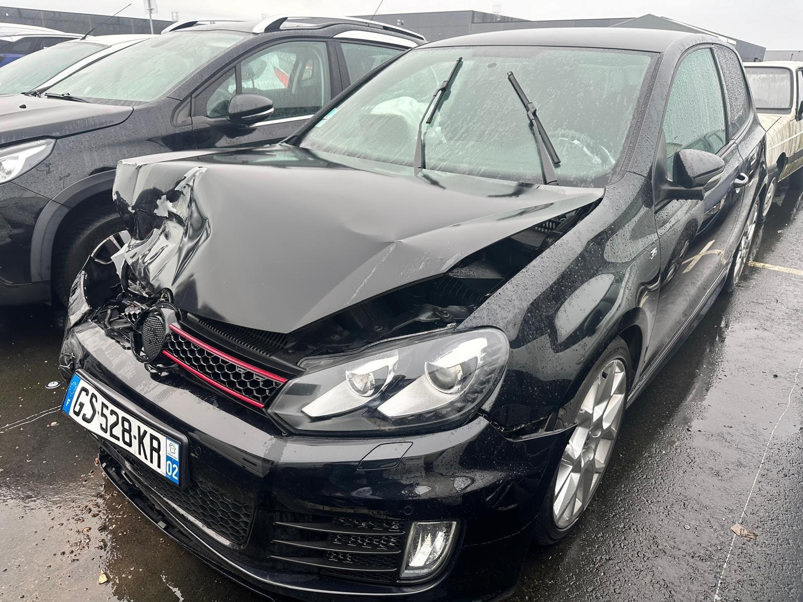 Volkswagen Golf 2.0 TSI GTI Edition 35