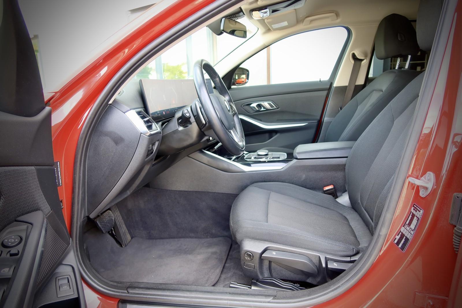 BMW 318d Touring Aut | Standheizung | Kamera | 1.Han