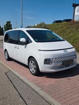 Hyundai STARIA 2.2 CRDi Prime 9-Sitzer Automatik 4WD... - Hyundai STARIA von privat
