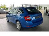 Skoda Fabia Combi Style 1.0 TSI Panorama ACC Navi Keyl - Skoda Fabia: Style Combi