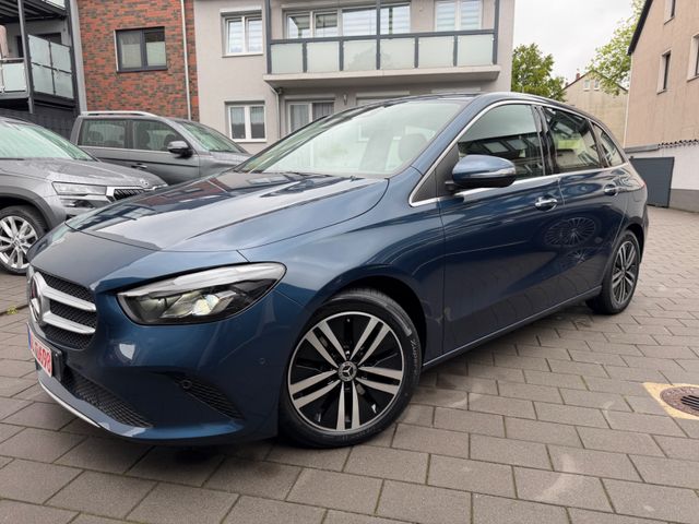 MERCEDES-BENZ B 220 d 4Matic*Progressive*49Tkm*LED*STHZ*R-Kam*