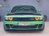 Dodge Challenger SRT HELLCAT 6.2 - Dodge Challenger: Hellcat