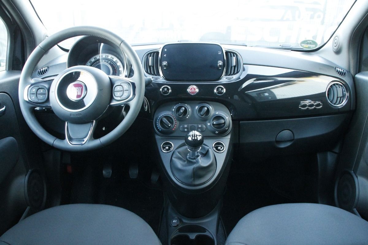 Fahrzeugabbildung Fiat 500 C Mild Hybrid 1.0 Cabrio