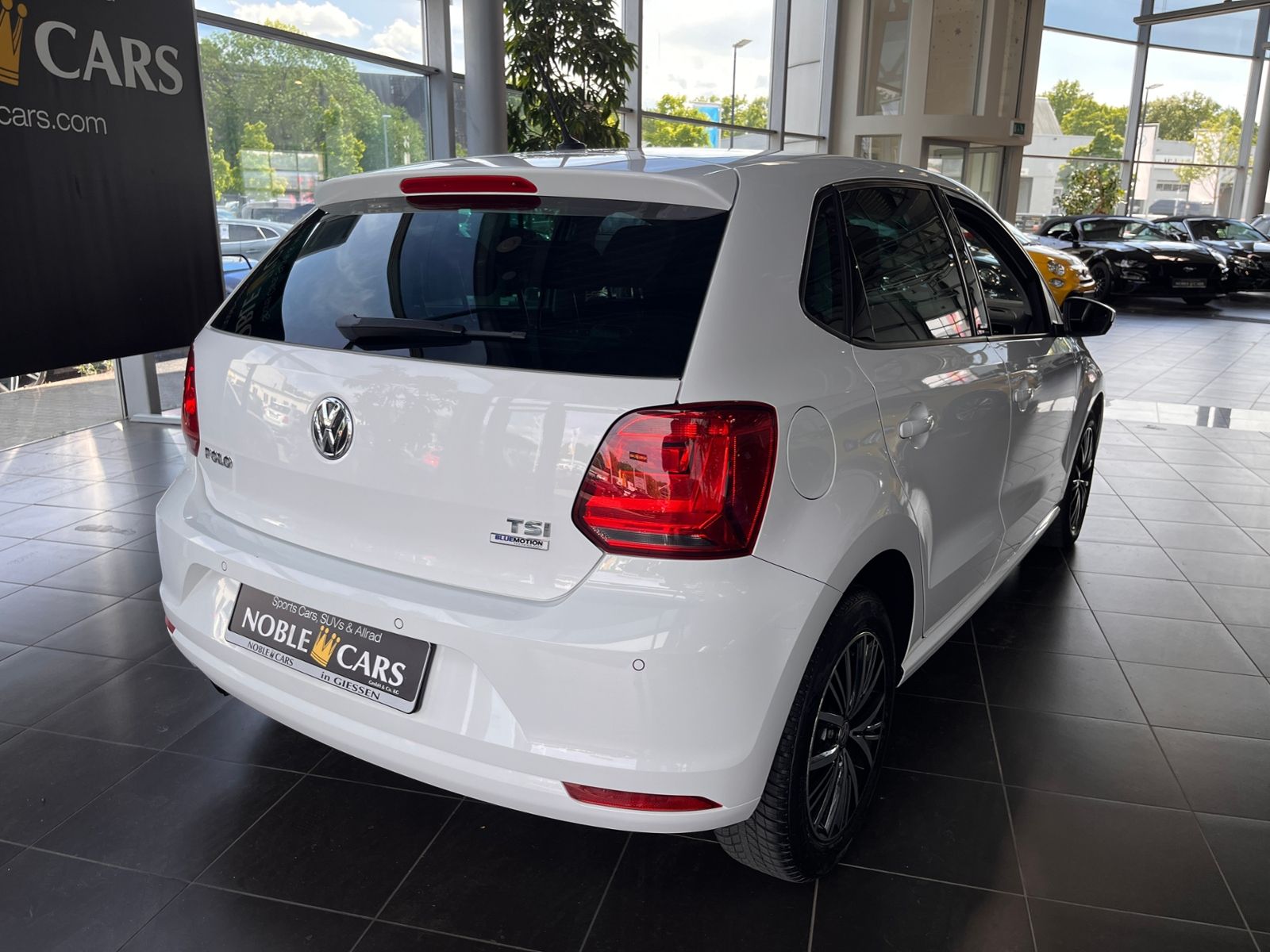 Fahrzeugabbildung Volkswagen Polo V Allstar BMT SHZ PDC ALU