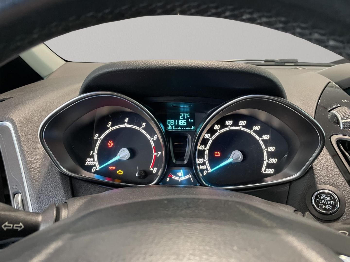Fahrzeugabbildung Ford B-Max Titanium Bluetooth Sony CD Klima Allwetter
