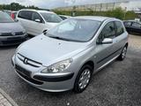 Peugeot 307 Presence 75 1.Hand tüv Neu Zahnriemen Neu - gebrauchte Peugeot 307 aus dem Jahr 2003