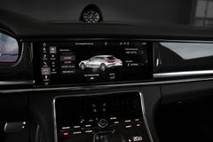 PORSCHE Panamera Turbo S E-Hybrid Sport Turismo - VOLL