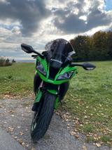 Kawasaki ZX10R  // Top Zustand // TÜV Neu // Viele Extras - KAWASAKI ZX10R