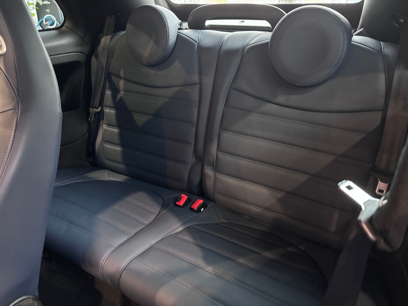 Fahrzeugabbildung Abarth 695C  Rivale  XENON LEDER ALU