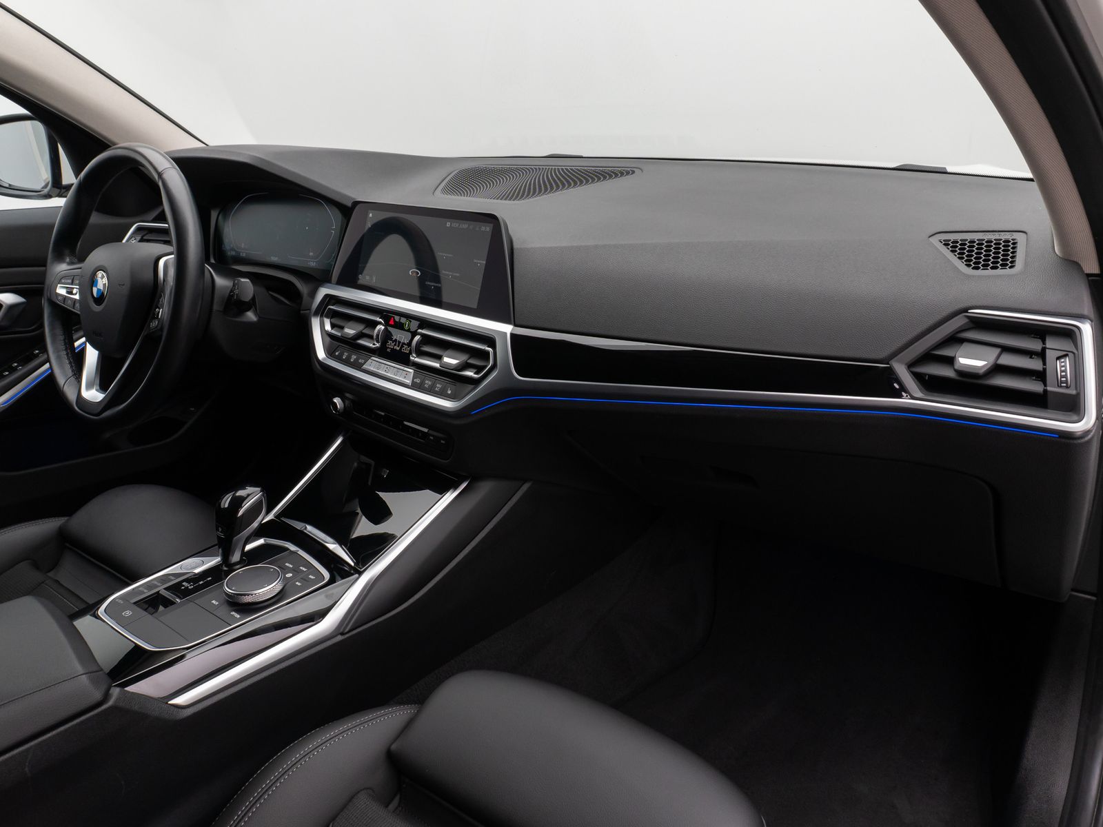 Fahrzeugabbildung BMW 320d SportLine DAB PDC Geschwindigkeitsreg Sport