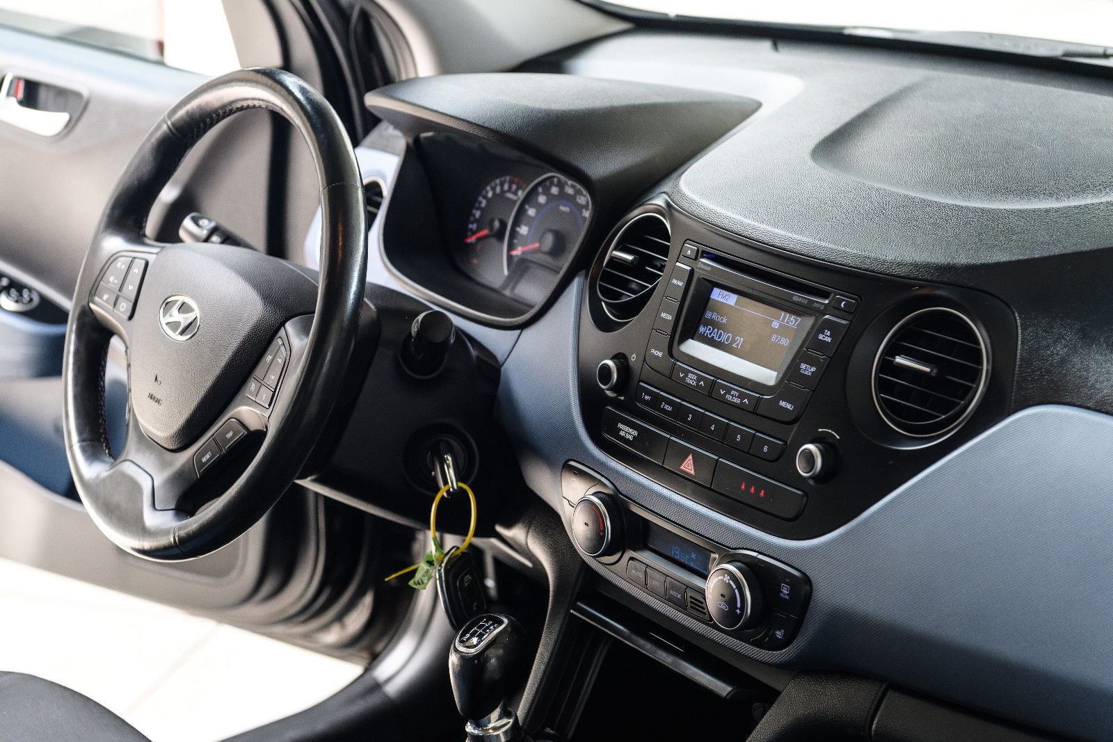 Fahrzeugabbildung Hyundai i10 GO! FIFA World Cup Edition  erst 29950 KM