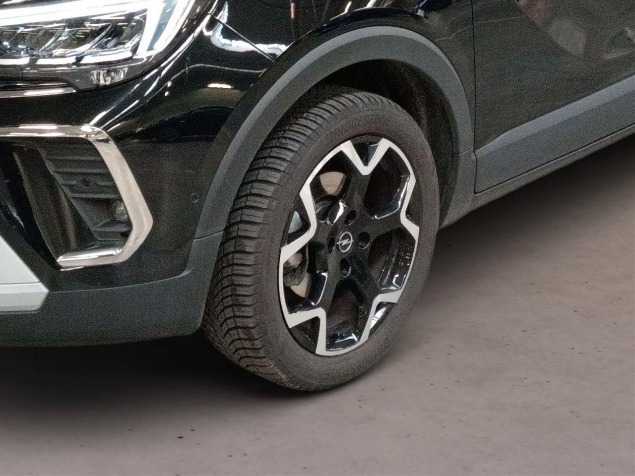 Fahrzeugabbildung Opel Crossland Ultimate 110 PS/NAVI/Allwetter!