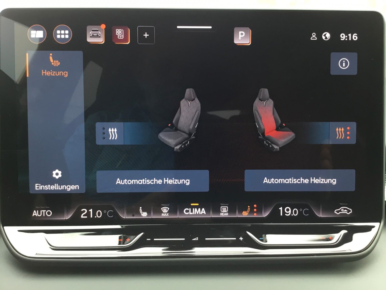 Fahrzeugabbildung CUPRA Terramar 2.0 TSI DSG 4Drive+Matrix+AHK+Pano+360°