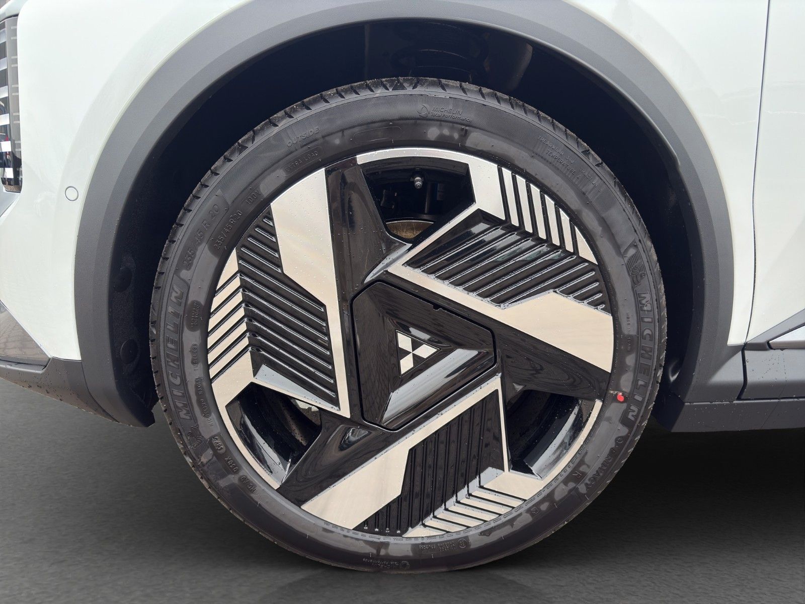 Fahrzeugabbildung Mitsubishi Eclipse Cross Diamant TOP 2Tone 87 kWh (22kW)