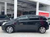 Toyota Corolla Verso 1.8 Edition +7Sitze+PDC v+h - schwarze Toyota Corolla Verso