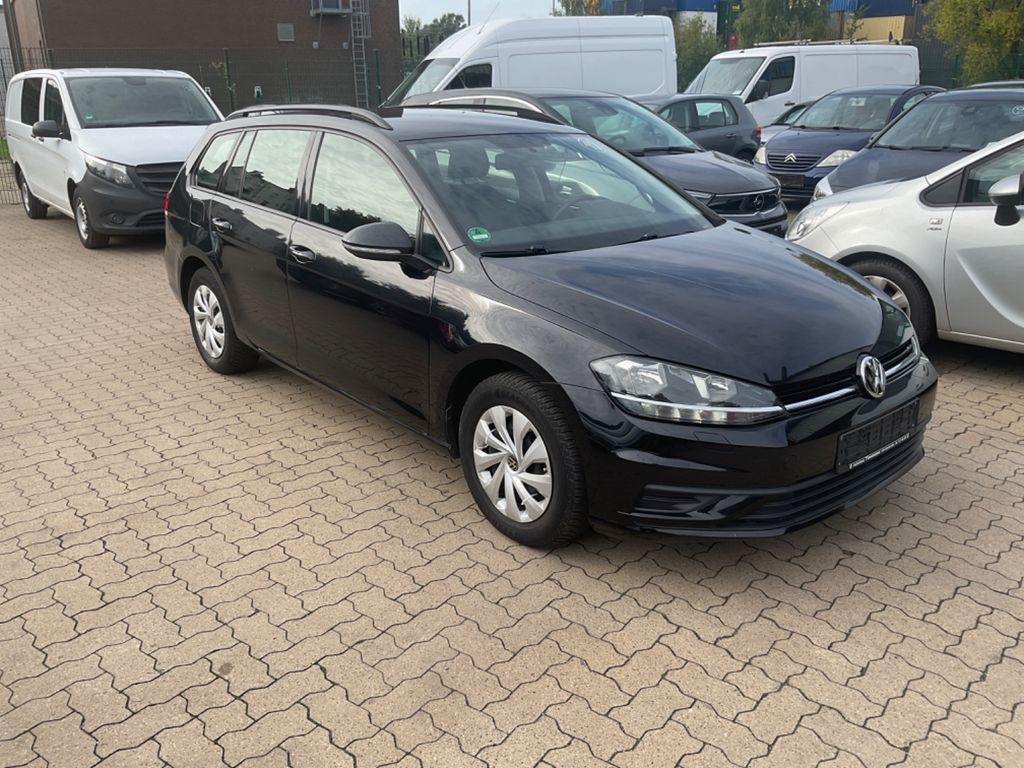 Image of Volkswagen Golf