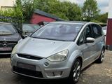 Ford S-Max Titanium *PANO*NAVI*PDC - Ford S-Max in Herne