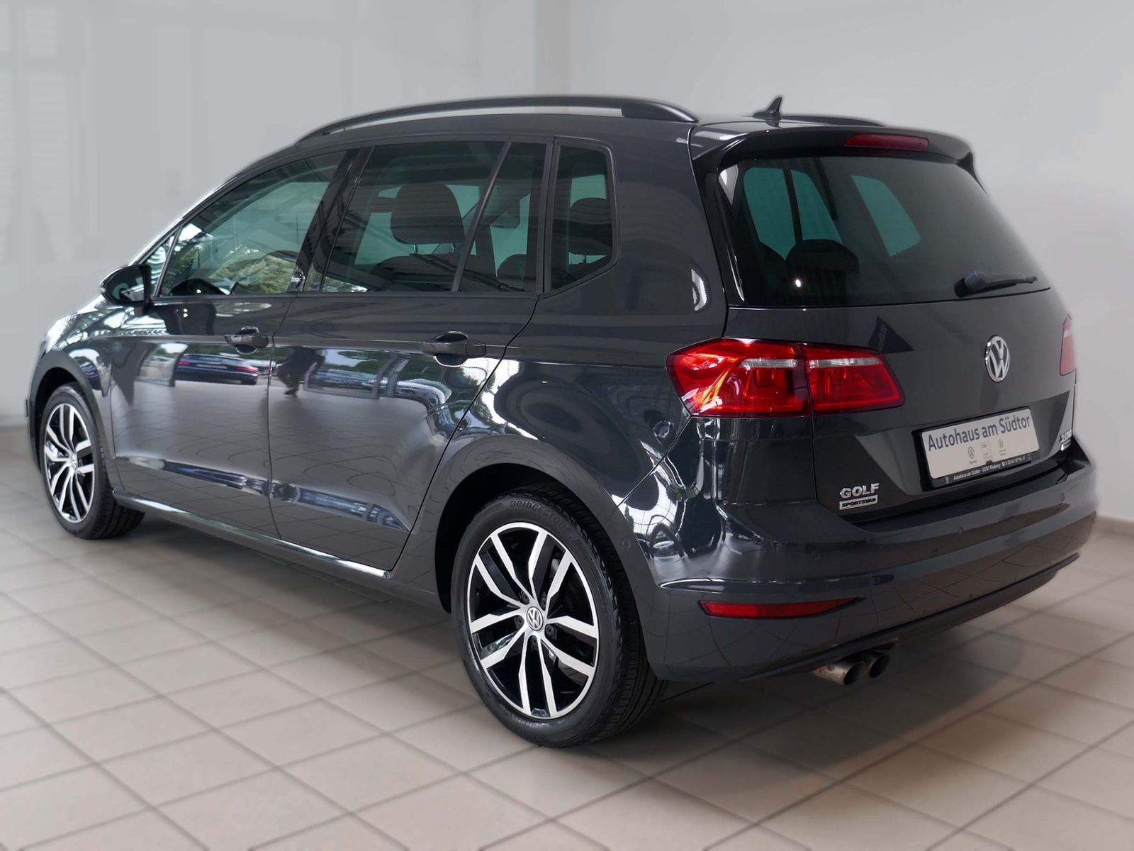 Fahrzeugabbildung Volkswagen Golf  Sportsvan SOUND 2.0 TDI DSG | Xenon RFK AC
