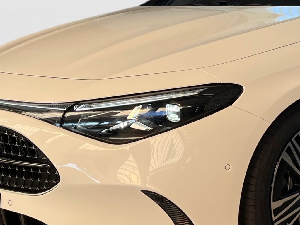 Fahrzeugabbildung Mercedes-Benz CLA 200 Shooting Brake ++Pano++Night+LED+Winter+