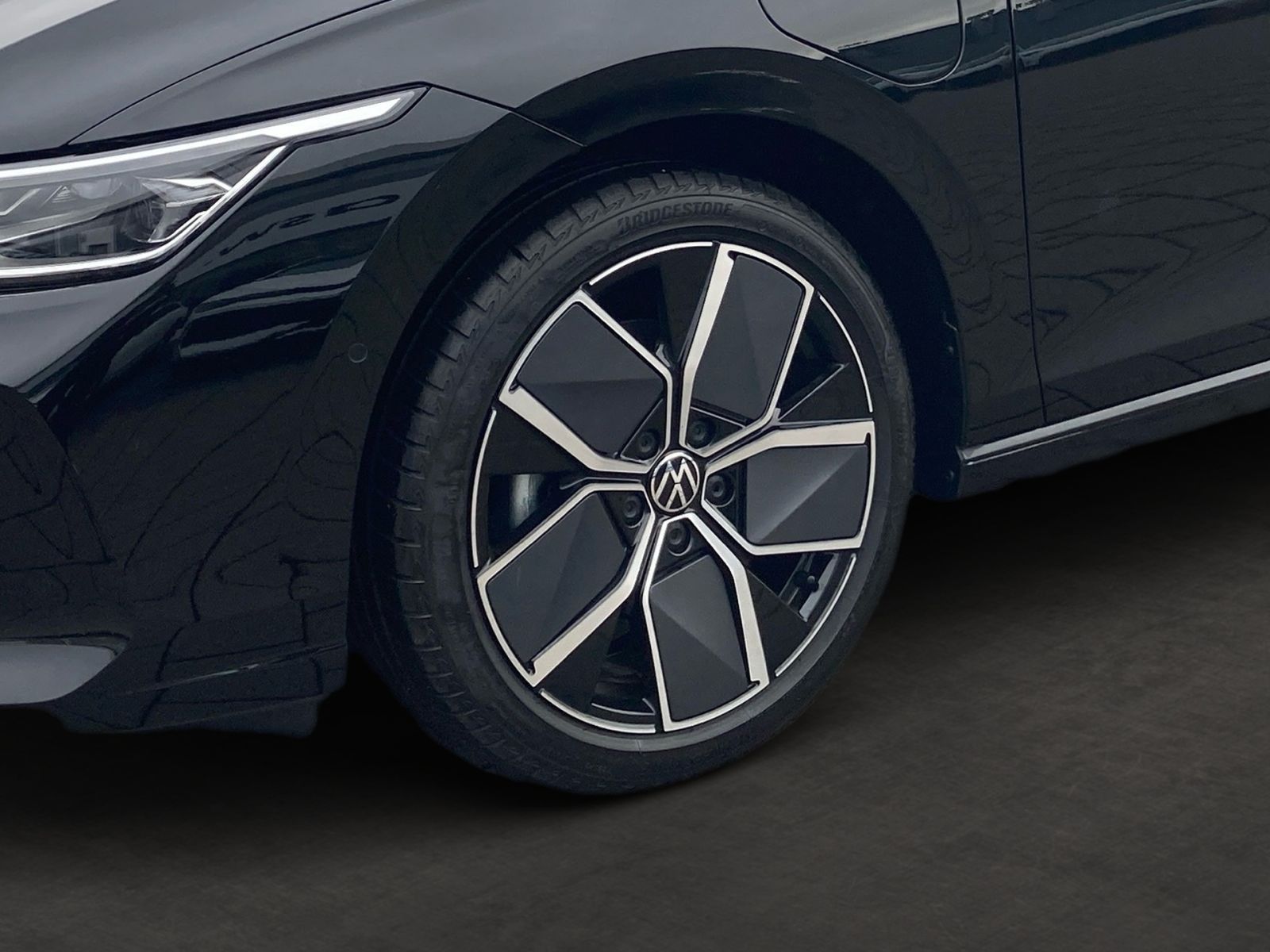 Volkswagen Golf - Bild 6